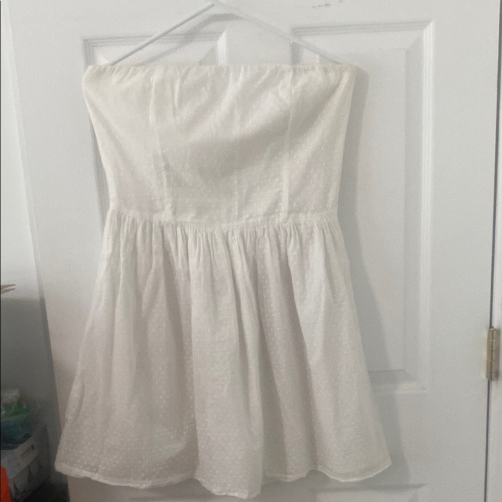 Aqua White polka dot Strapless Dress. Lined. 100% cotton. Ptp 16.5. L